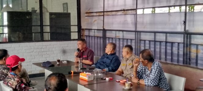 
Silaturahmi Dengan GM-FKPPI Paoji dan Yuda Pertajam Kemenangan Iyos-Zaenul di Pilkada Kabupaten Sukabumi