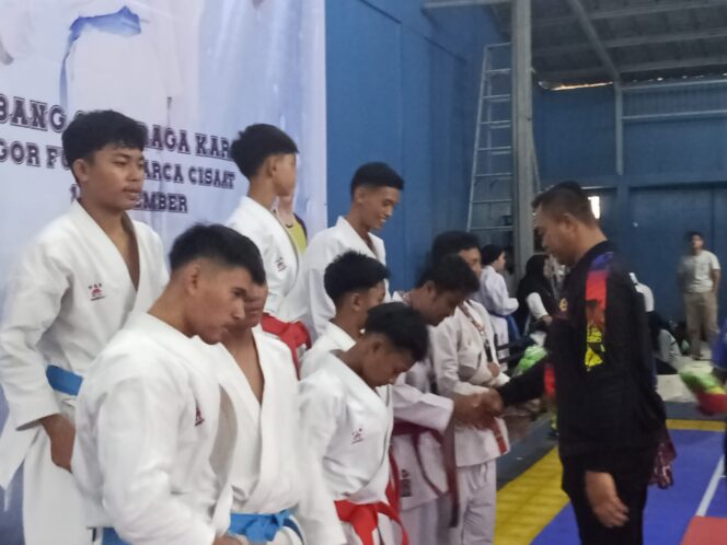 
PORKAB Sukabumi 2024: Cisaat Memimpin Perolehan Medali Sementara   