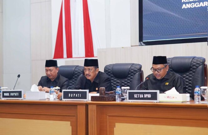 
DPRD Kabupaten Sukabumi Gelar Rapat Paripurna, Bahas APBD Perubahan 2025 dan Arah Anggaran 2026