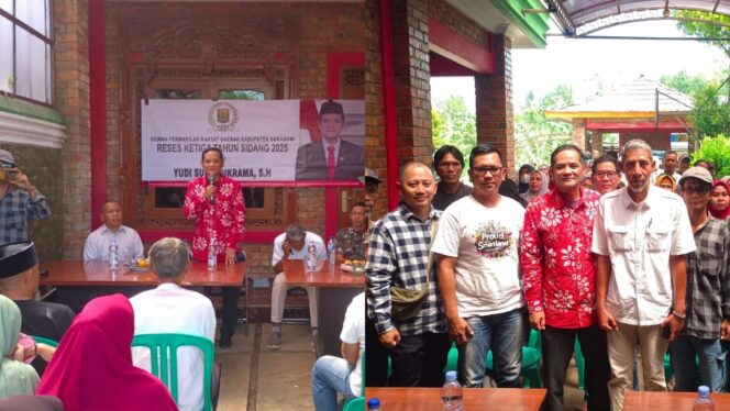 
Reses lll TS 2025 DPRD Kabupaten Sukabumi: Warga Desa Mekarsari Sampaikan Aspirasi Mendesak ke Dewan Yudi