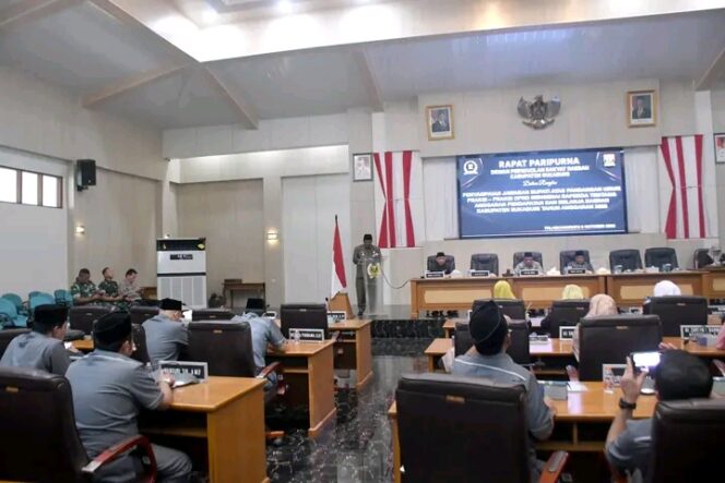 
DPRD kabupaten Sukabumi Bahas APBD 2026: Bupati Jawab Pandangan Fraksi