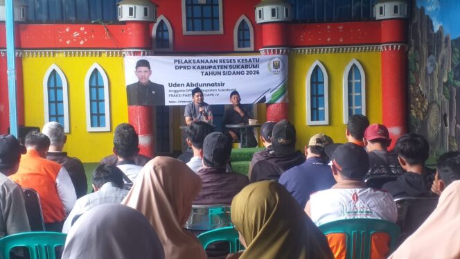 
Serap Aspirasi di Cisaat, Legislator PKS Soroti Masalah BPJS dan Jalan Rusak