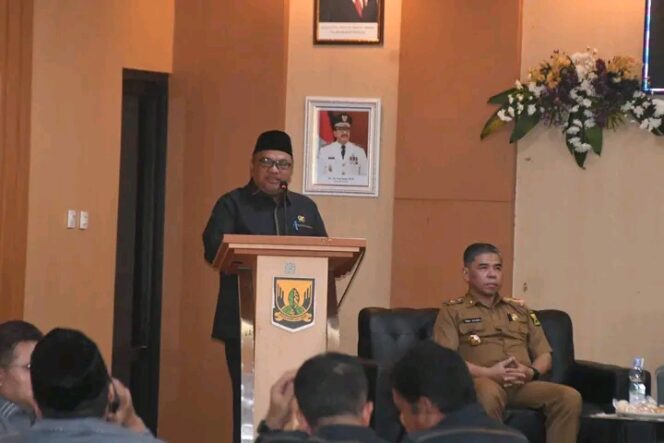 
Budi Azhar Mutawali: RKPD 2027 Harus Berbasis Aspirasi Masyarakat dan Dorong Pertumbuhan Ekonomi Sukabumi