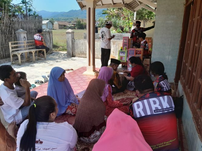 
Tim Baksos dr Ribka Tjiptaning, Kembali Gelar Pengobatan gratis di dapil lV