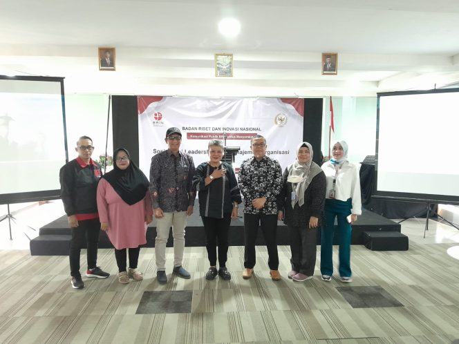 
Gandeng BRIN, dr Ribka Tjiptaning Sosialisasikan Tentang Leadership dan Manajemen Organisasi