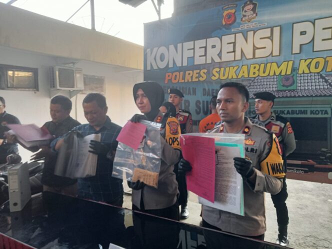 
Eks Kades Citamiang, Kecamatan Kadudampit, Sukabumi Ditahan Atas Dugaan Korupsi