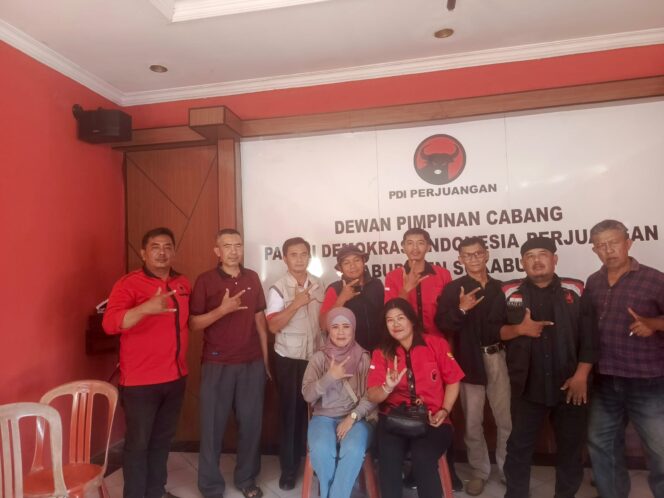 
Terpilih Secara Aklamasi, Aep Saepudin Siap Pimpin BPEK Cabang PDI Perjuangan Kabupaten Sukabumi