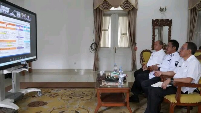 
RAKOR KEMENDAGRI: EVALUASI REALISASI APBD 2025 DI FOLLOW UP BUPATI SUKABUMI