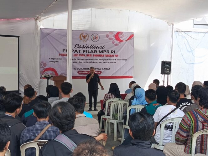
Rangkaian Hari Buruh: Ribka Tjiptaning Gandeng Bambang Pacul Sosialisasikan Empat Pilar MPR RI di Kota Sukabumi